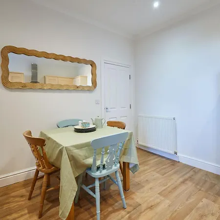 Host & - Prospect Retreat נארסבורו