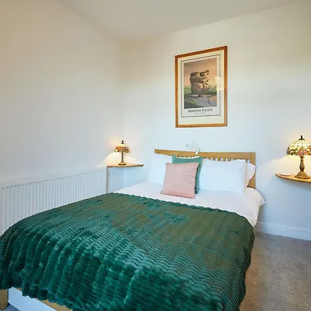 Host & - Prospect Retreat